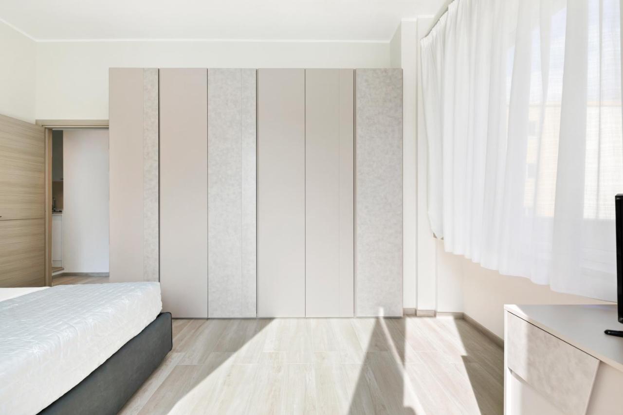 Grattacielo Ina Apartments Palermo Exterior foto